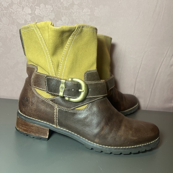 Timberland Shoes - Women's Timberland Round Toe Chelsea Boot Size 8 Two Tone Wheat & Brown Leather